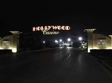 Top Hotels Closest to Hollywood Casino at Charles Town Races 